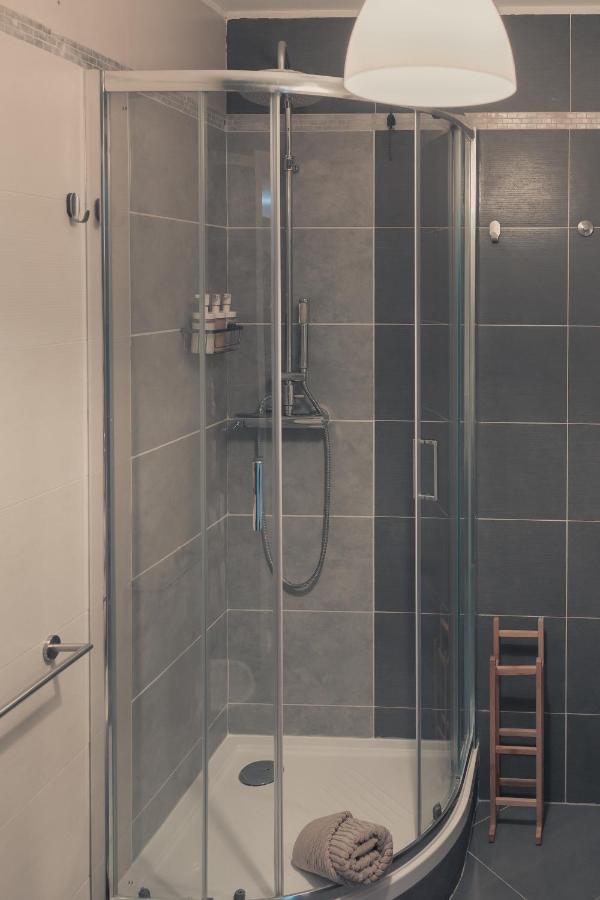 Kindness House Apartment แบร์กาโม ภายนอก รูปภาพ